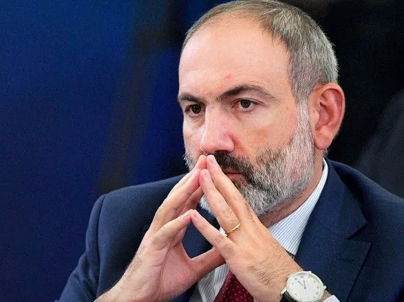 Протестующие разграбили кабинет премьера Армении