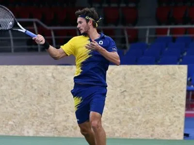 Двое украинский пробились в четвертьфинал теннисного турнира в Египте