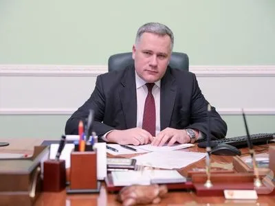 У Зеленского заявили, что "горячая фаза напряжения" относительно безвиза из-за решения КСУ снята