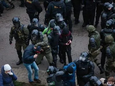В Беларуси во время протестов задержали более 1100 человек