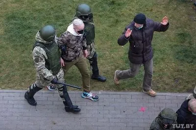 Протесты в Беларуси: количество задержанных превысило полтысячи, есть пострадавшие