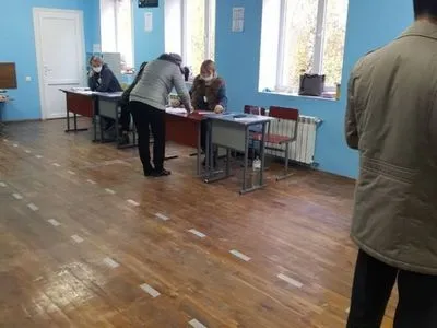 Выборы мэра Луцка: ОПОРА фиксирует нарушения с выдачей бюллетеней