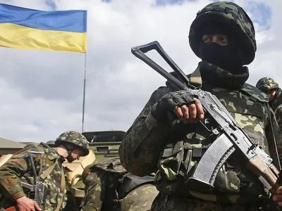 На Донбассе украинских военных обстреляли снайперы и гранатометчики