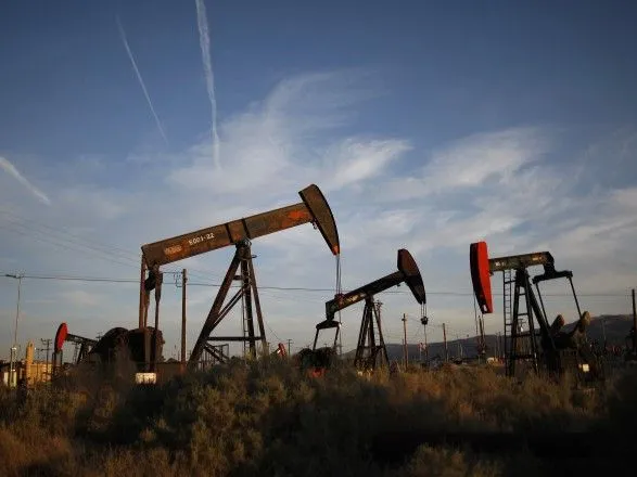 Цена нефти Brent подскочила выше 44 долл. за баррель