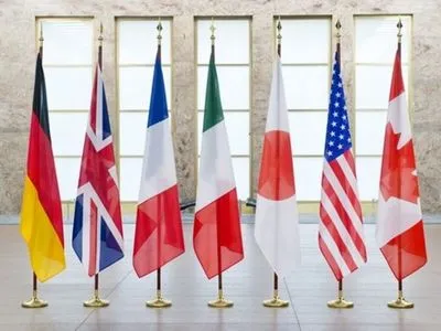 В Конгрессе США проголосовали против участия России во встречах G7