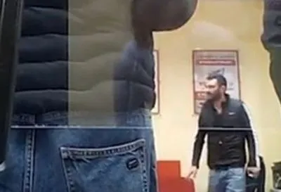 Захоплення офісу у Тбілісі: заручників звільнили, а нападника - затримали