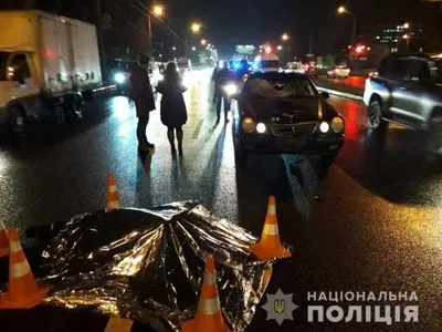 Смертельное ДТП в Харькове: полиция устанавливает личность погибшего, который перебегал дорогу на "красный"