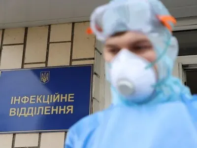 В Україні вже 647 тис. випадків COVID-19, за добу - 12 287