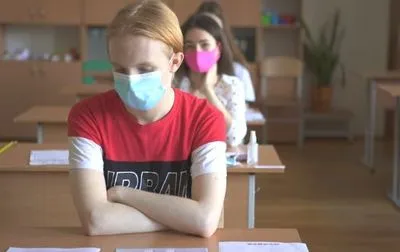 У Києві на карантині п'ять шкіл, понад 1000 класів - на "дистанційці"