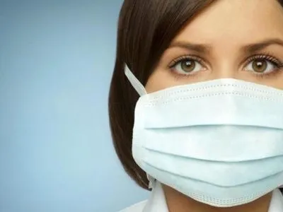 Лікар розповів, що робити, якщо захисна маска викликає алергію