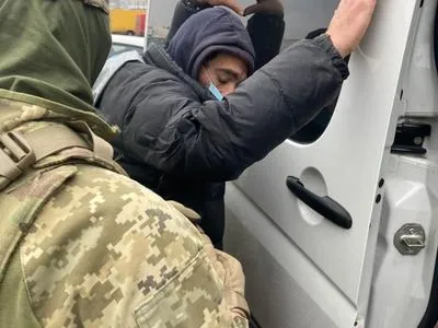 В Киеве на двух рынках обнаружили около 15 незаконных мигрантов