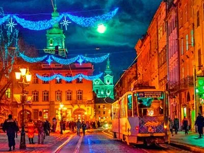 "Різдво скасувати не можна": у Львові виступили проти запровадження локдауну