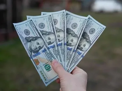 В Украине стало существенно больше валюты "на руках" - НБУ