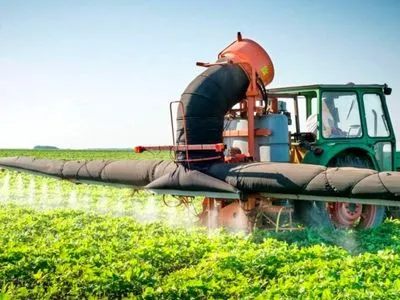 Рада поддержала либерализацию условий ввоза пестицидов на территорию Украины