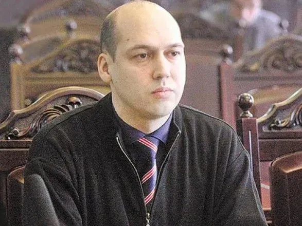 ПриватБанк подал в ВСП жалобу на судью, который выносил решение в пользу Суркисов