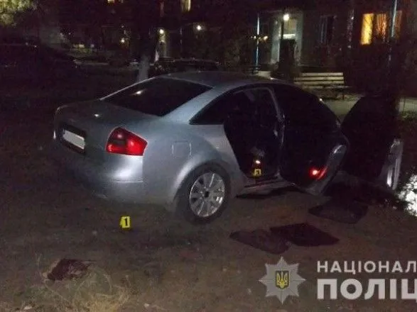 На Донеччині в автомобілі чоловіка вибухнула граната