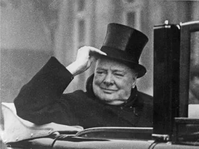 Алкогольна картина Черчилля пішла з молотка: що за історія прихована за полотном