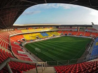 "Стадіон, так стадіон": СЕТАМ виставив на аукціон футбольну арену у Сумах