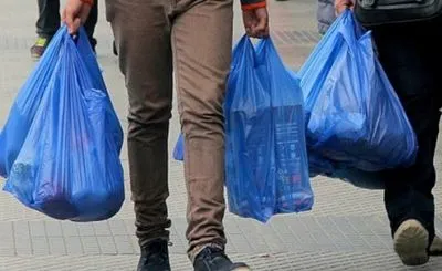 “Пакет брати будете”: Раді рекомендували обмежити обіг пластикових пакетів