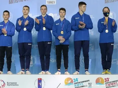 Юніори з України вибороли золоту медаль на старті ЧЄ зі спортивної гімнастики