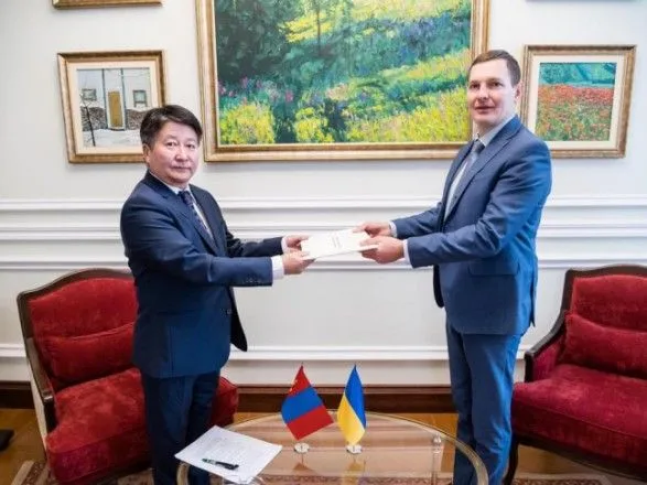Украина и Монголия обсудили сотрудничество в туристической и образовательной сферах