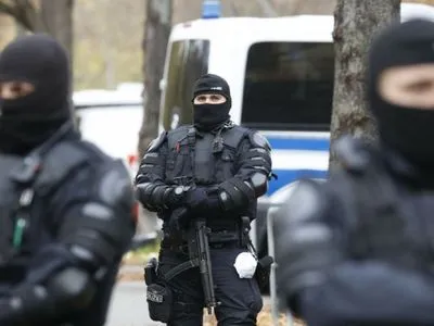 У Польщі молодик хотів підірвати комісаріат поліції у Варшаві