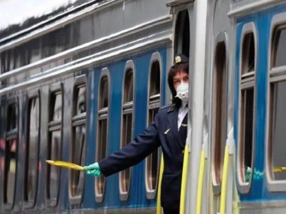 До прифронтовой Авдеевки запускают поезд из Киева