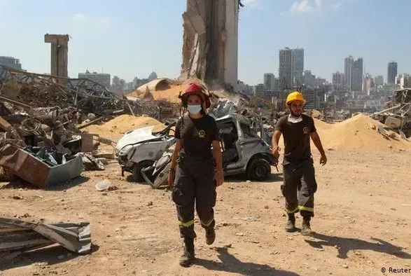 По делу о взрыве в порту Бейрута обвиняют экс-премьера Ливана