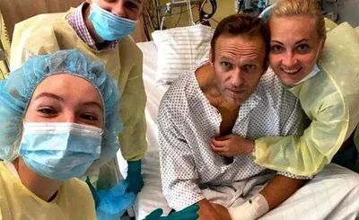 Встановлено співробітників ФСБ, які отруїли Навального: серед них - лікарі