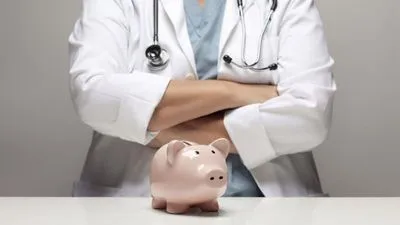 Голубовская о зарплатах медиков: системно проблема не решена
