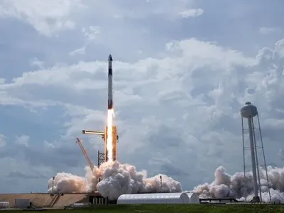 SpaceX перенесла запуск секретного американского спутника-шпиона