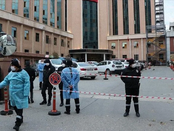 У Туреччині у відділенні з хворими COVID-19 вибухнув кисневий апарат: щонайменше 8 загиблих