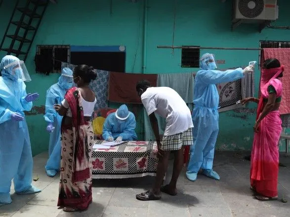 Пандемія: майже 70% жителів Індії не хочуть вакцинуватися від COVID-19, у країні понад 10 млн випадків хвороби