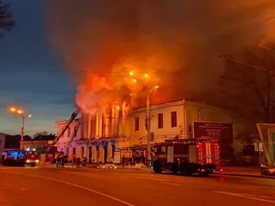 Пожар в историческом здании дворянского собрания в Полтаве: возможна переквалификация дела
