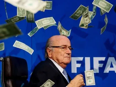 ФІФА звинуватила експрезидента Блаттера у розтраті коштів