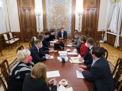 На фоне акций на Майдане: Зеленский создал Совет по вопросам ФЛП