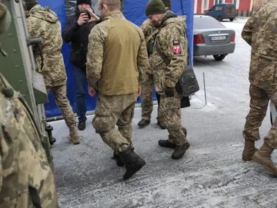 Бойовики повернули Україні захопленого бійця ЗСУ