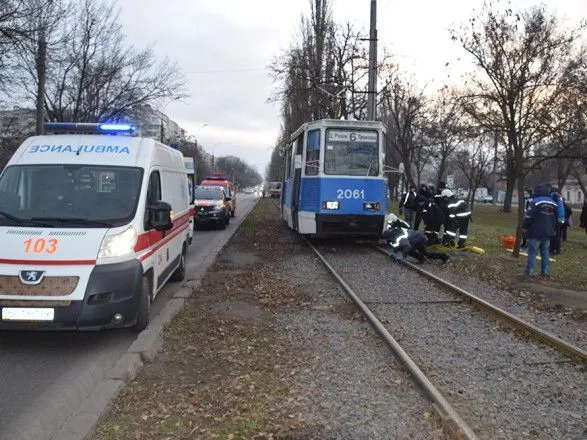 У Миколаєві чоловік потрапив під трамвай
