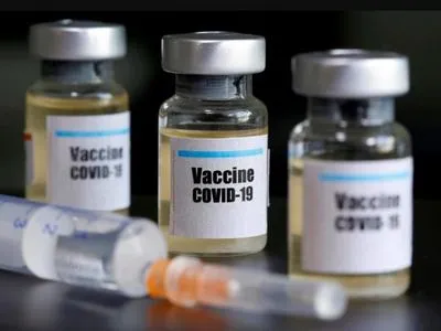 Україна визначилася з оператором закупівлі вакцини від коронавірусу