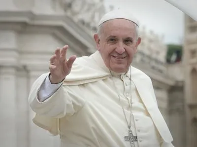Папа Франциск помолился за мир на востоке Украины