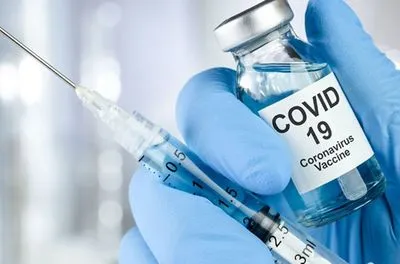 Пандемія: у Німеччині проти COVID-19 хочуть вакцинуватися дві третини жителів країни