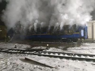 В Полтавской области загорелся вагон, два человека погибли