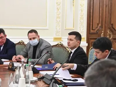 Зеленский отстранил главу КСУ Тупицкого на два месяца