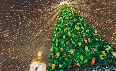 Киев готовится встретить Новый год: как будут работать праздничные локации и транспорт