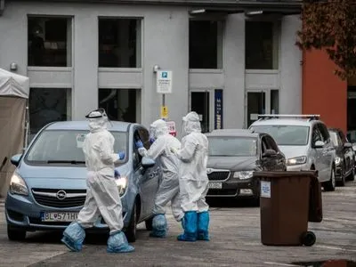 Пандемия: "британский" штамм коронавируса впервые зафиксировали возле Украины - в Словакии