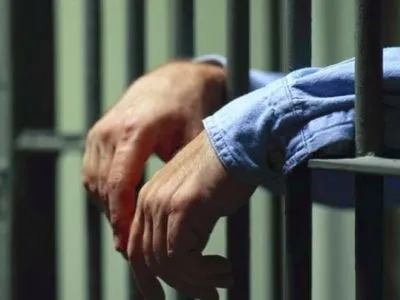 "Торгаши воздухом": в Запорожье двое заключенных продали несуществующих товаров на четверть миллиона гривен