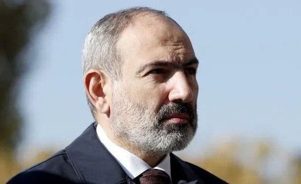 Прем’єр Вірменії не прийшов на Різдвяну службу після критики з боку церкви