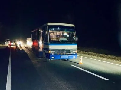 На Прикарпатті рейсовий автобус на смерть збив чоловіка