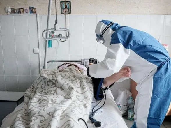 Степанов: в Україні одна третина всіх госпіталізованих з COVID-19 - це пацієнти у важкому стані