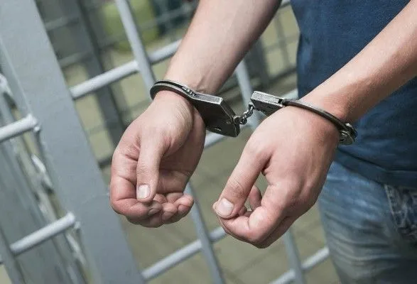 В Харьковской области полицейские задержали юношу за изнасилование несовершеннолетней